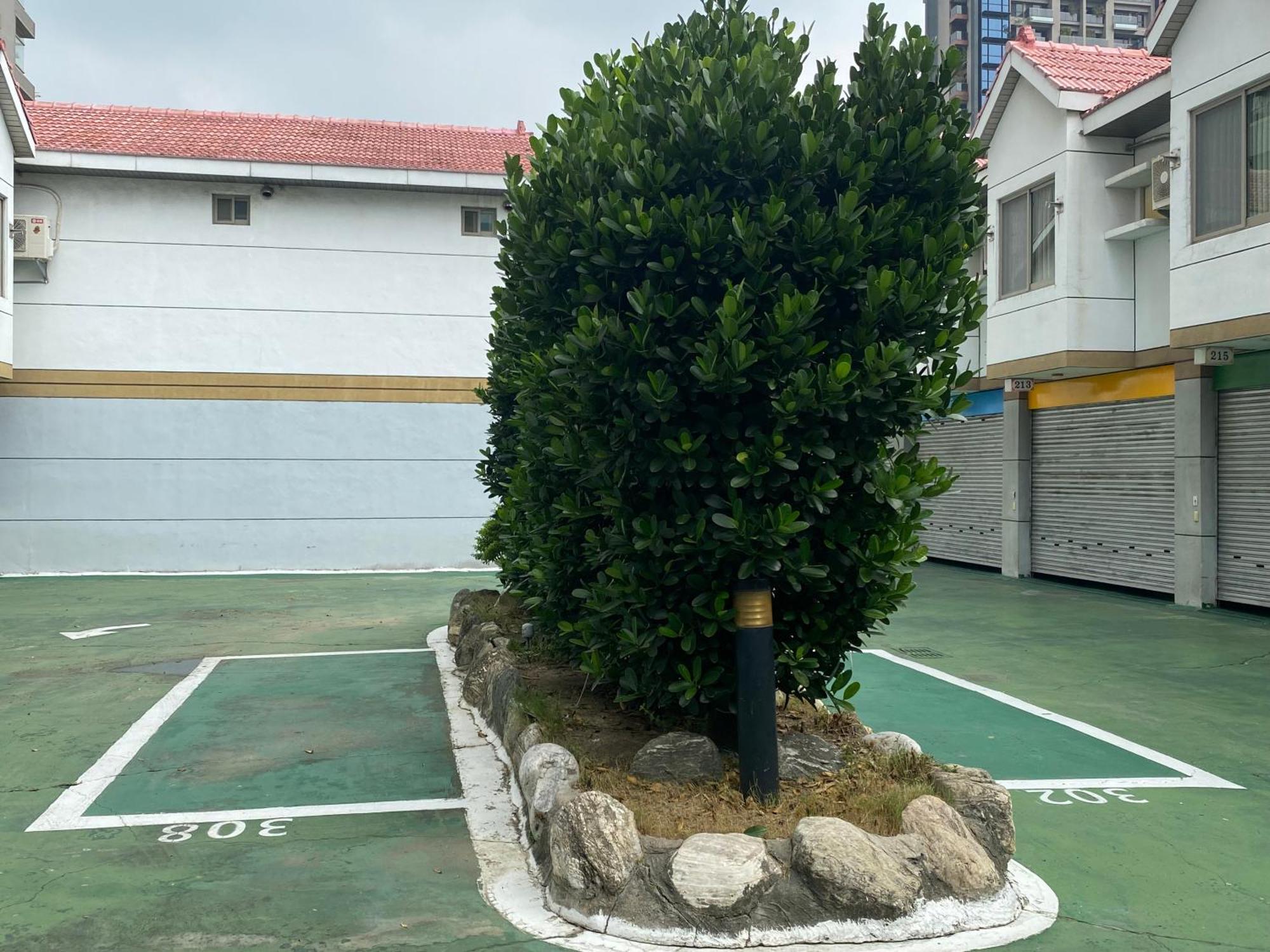 Yuan Chyau Motel Taichung Luaran gambar